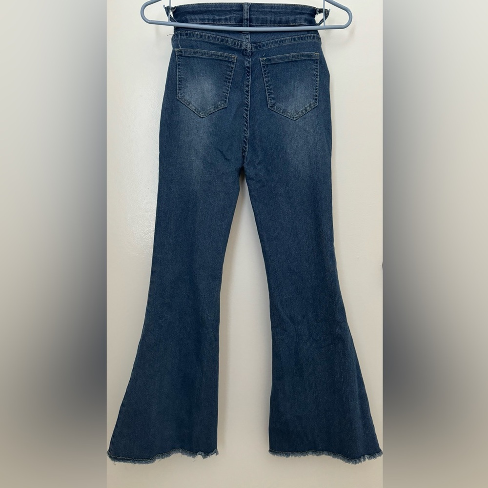 Jeans - Picture 2 of 3